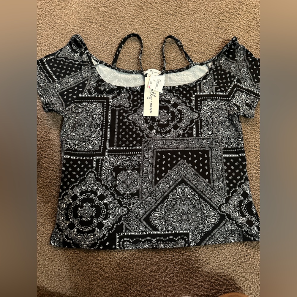 Women’s crop top